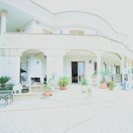B&B Arcobaleno Salve Bagian luar foto