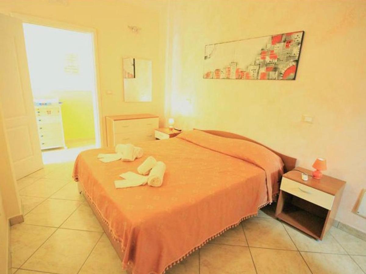 B&B Arcobaleno Salve Bagian luar foto