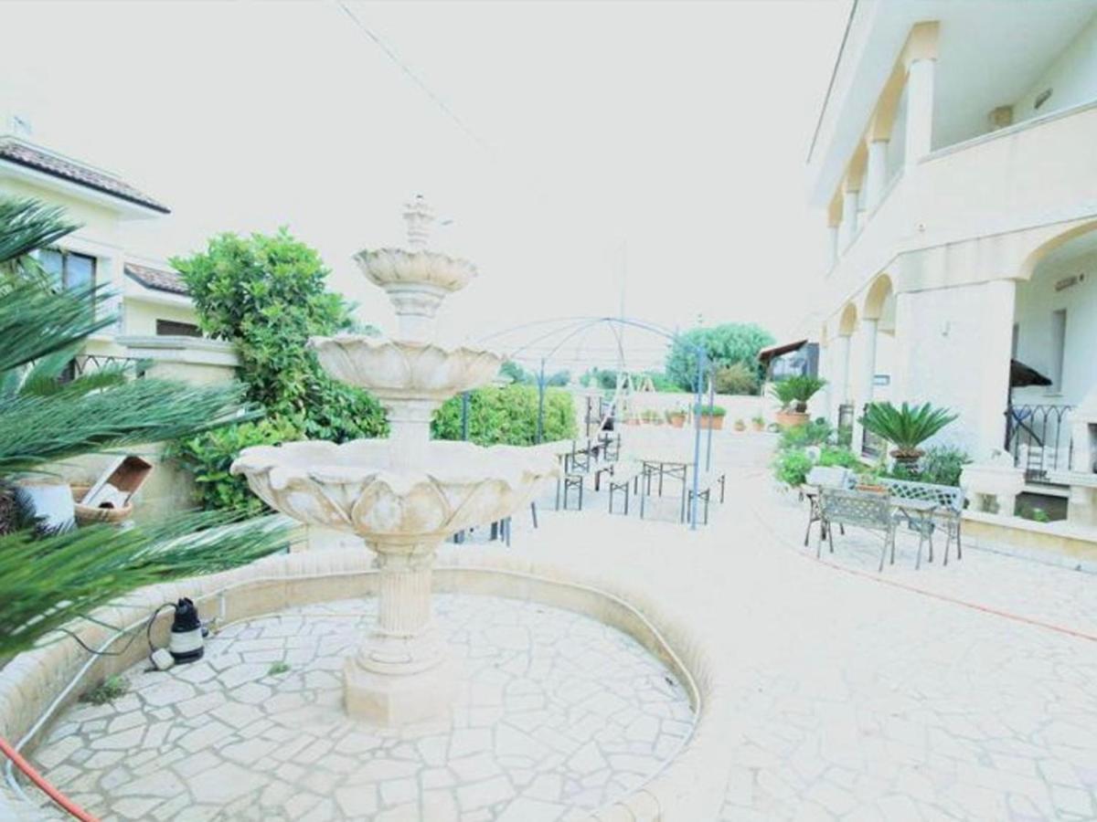 B&B Arcobaleno Salve Bagian luar foto