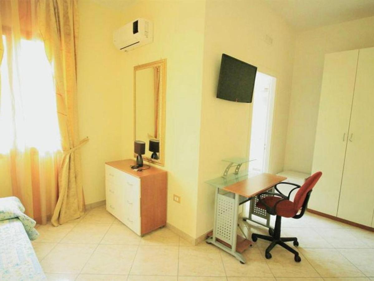 B&B Arcobaleno Salve Bagian luar foto